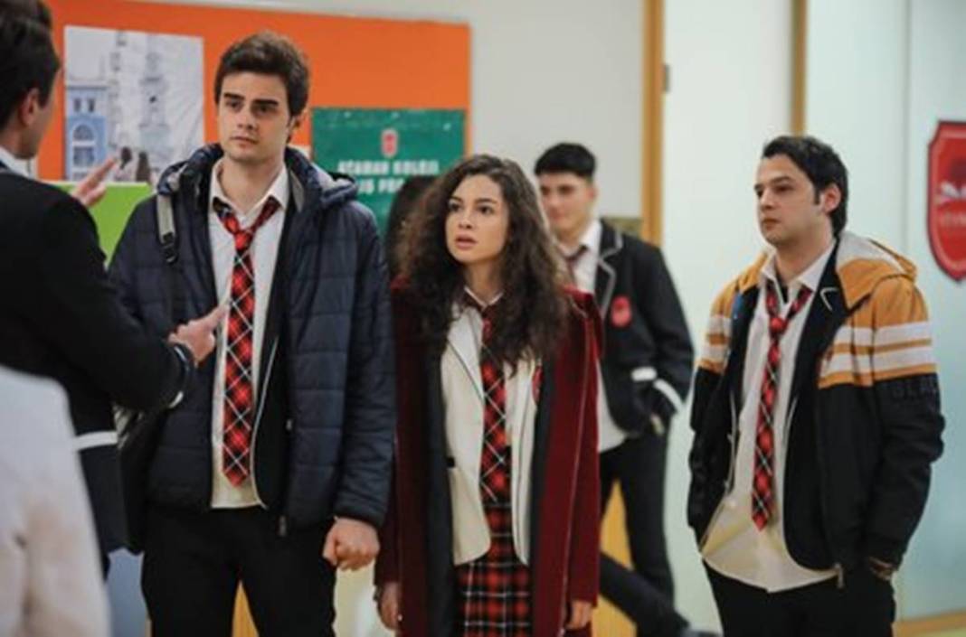 Geçen sezon yayınlanan tam 16 dizi için geri sayım başladı! Diziseverleri heyecanlandıran gelişme 2